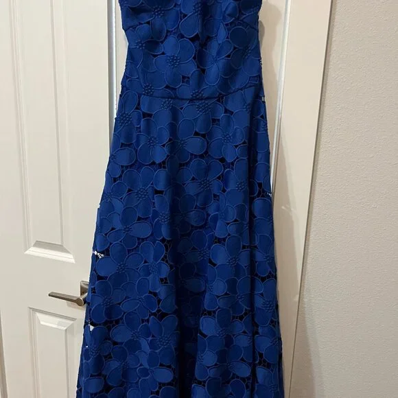 Badgely Mischka Collection Long Halter Lace Gown Royal Blue - Picture 6 of 7